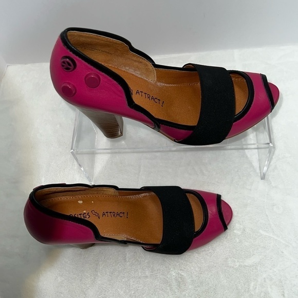 Opposites attract Shoes - Opposites attract Spencer pink and black slip on heels. Size 6.5. EUC.